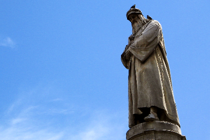 Staty av Leonardo da Vinci 